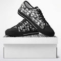 Pile of Skulls Urban Peak Low Shoes