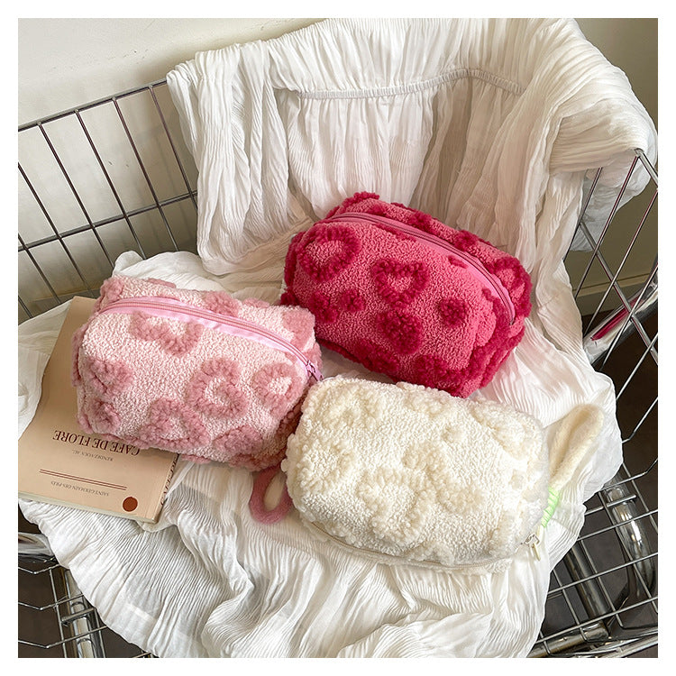 Heart pattern  Style Cosmetic Bag